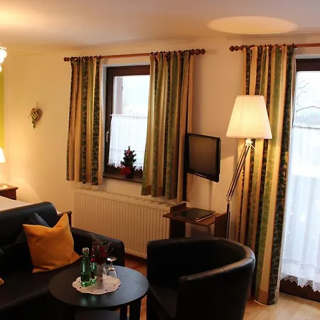 بنسيون فولفغانغسي 3*