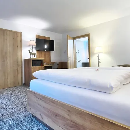 بنسيون فولفغانغسي بيت ضيافة