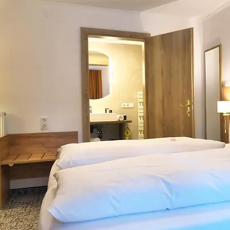 沃夫冈膳食公寓酒店 3* Saint Wolfgang