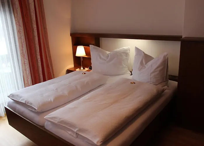 ペンション ヴォルフガング ゲストハウス